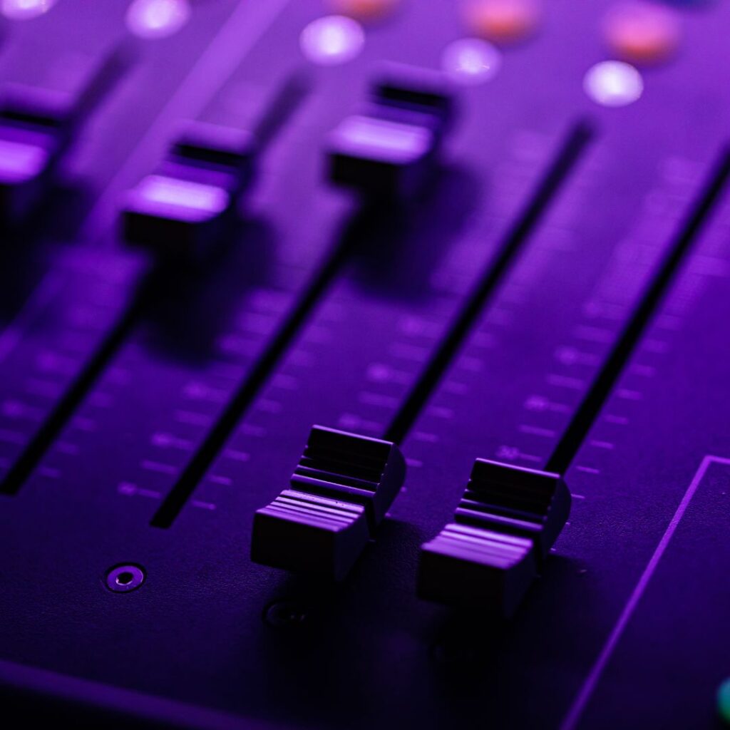 VERANSTALTUNGSTECHNIK MIETEN